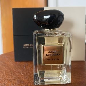 Armani perfume